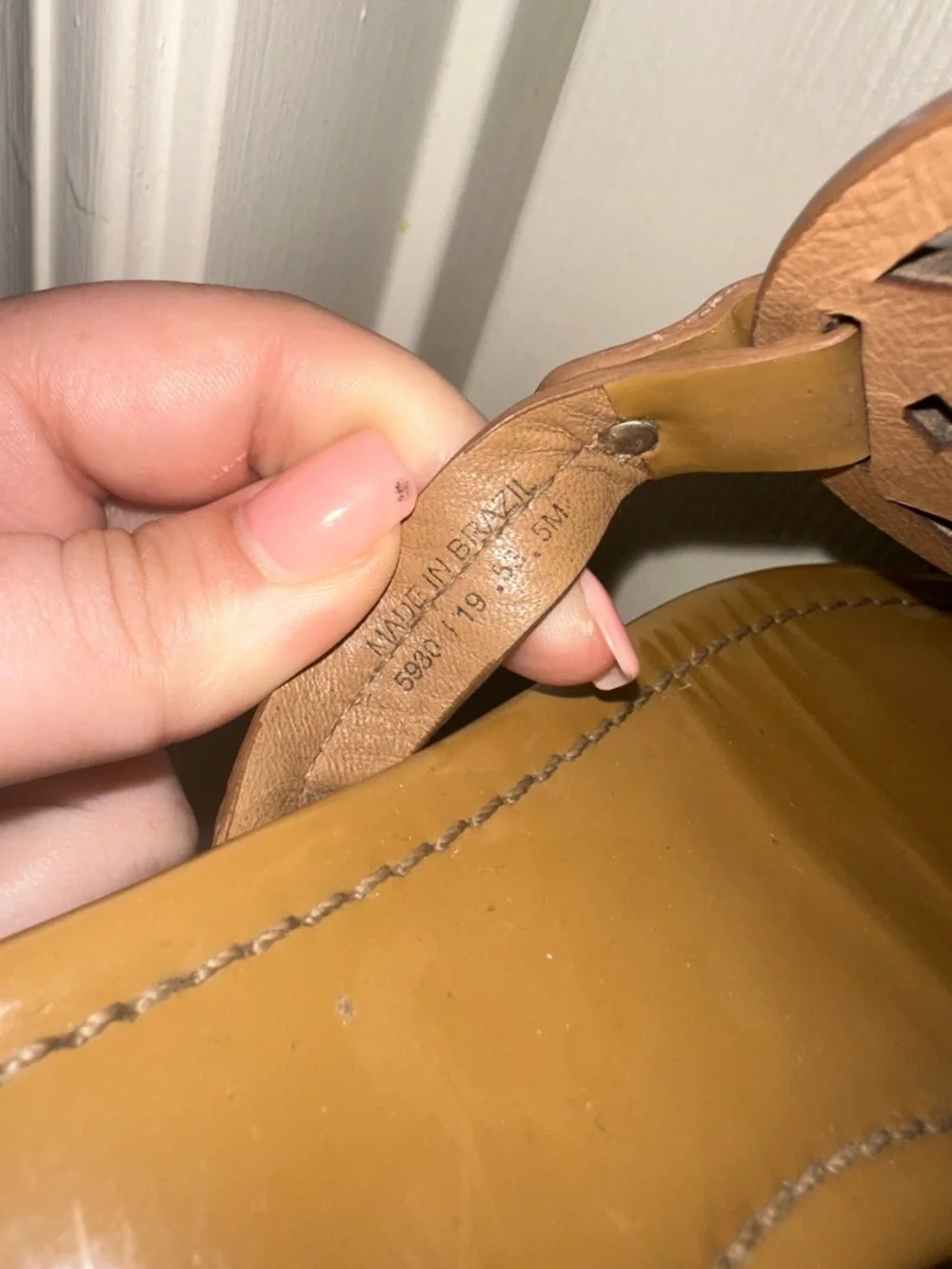 Tory Burch Tan Brown Logo Thong Sandals 5 vacation summer designer